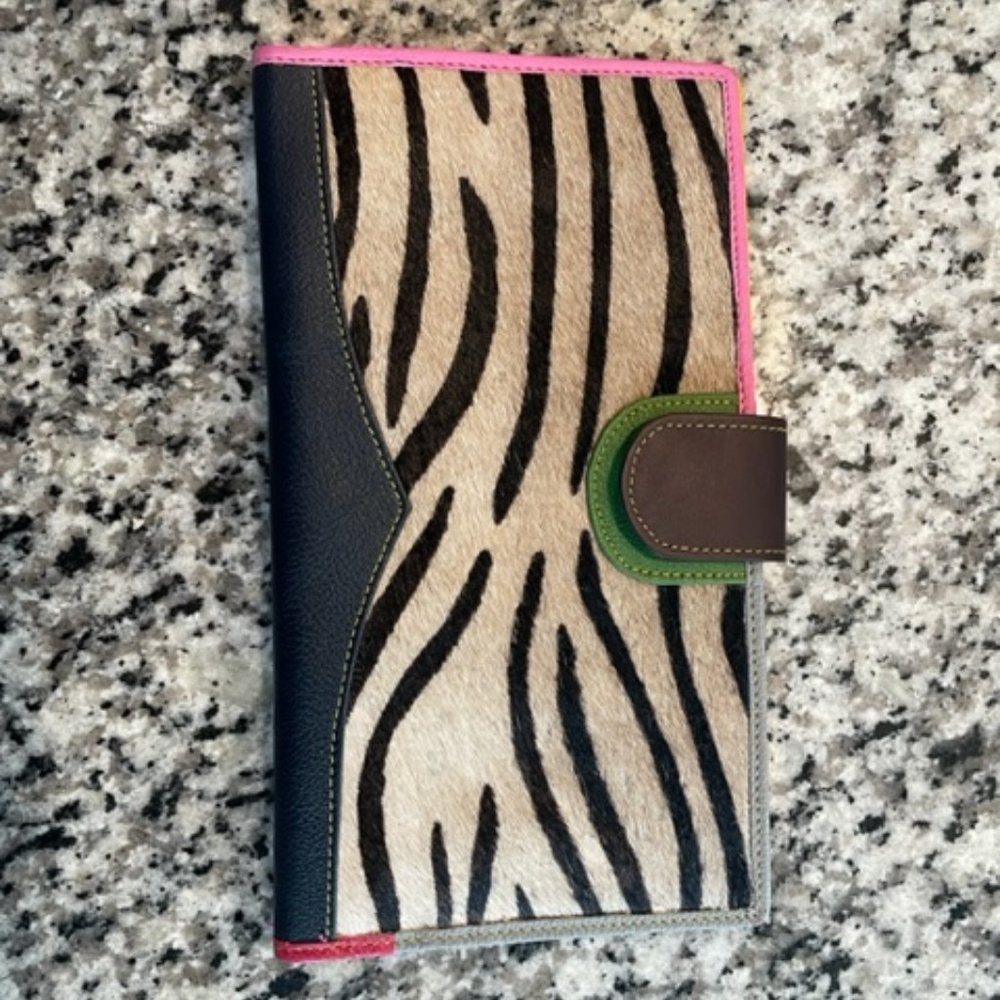 Multicolor Clutch